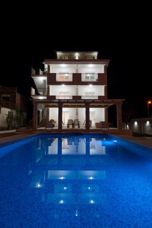 Villa Sandy Apartments Tivat Exterior photo