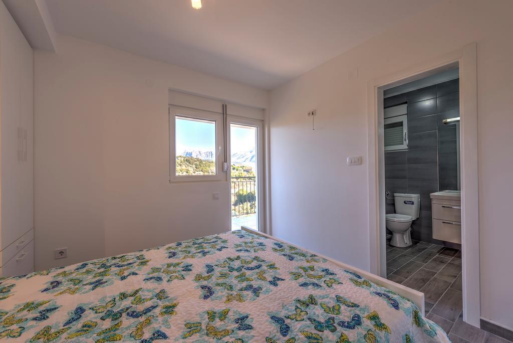 Villa Sandy Apartments Tivat Exterior photo