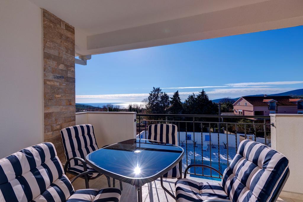 Villa Sandy Apartments Tivat Exterior photo
