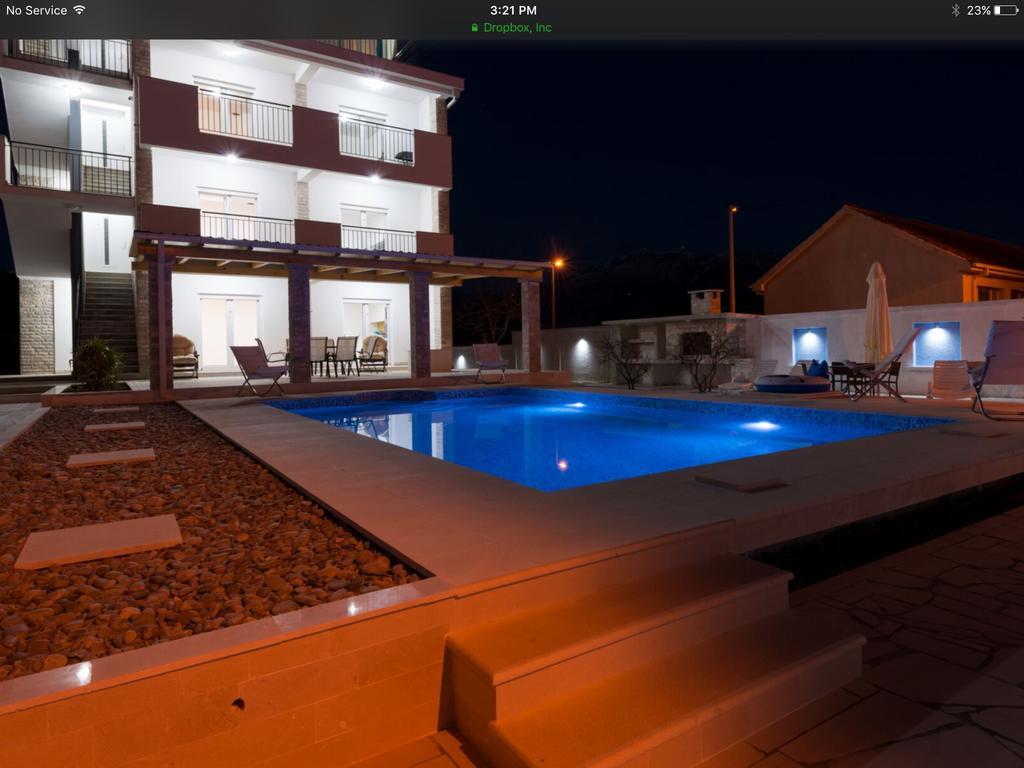 Villa Sandy Apartments Tivat Exterior photo
